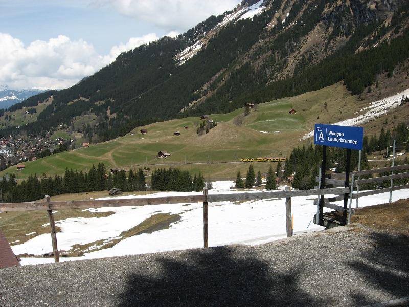 IMG_1035 Wengernalpbahn - Abfahrt nach Lauterbrunn